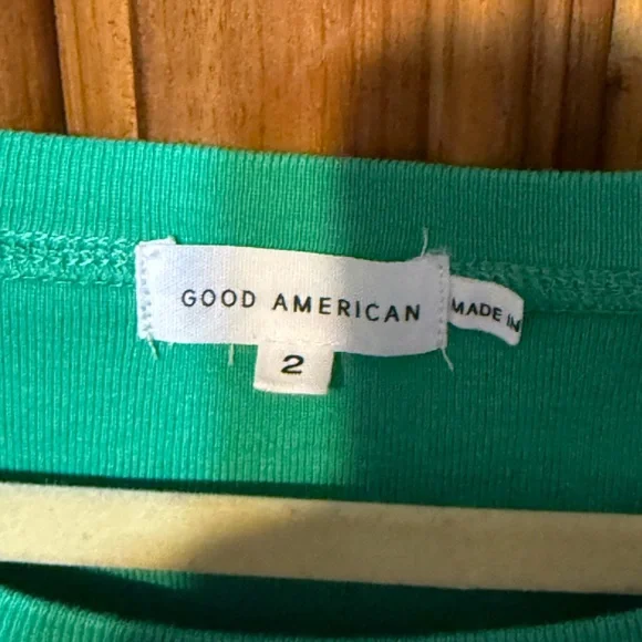 Good American top with side ruching and ties - Picture 4 of 4